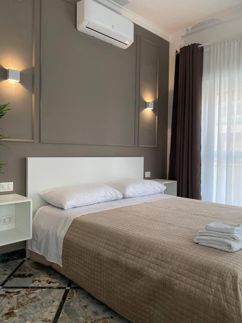 Quintino Sella Suites Bari Phòng bức ảnh